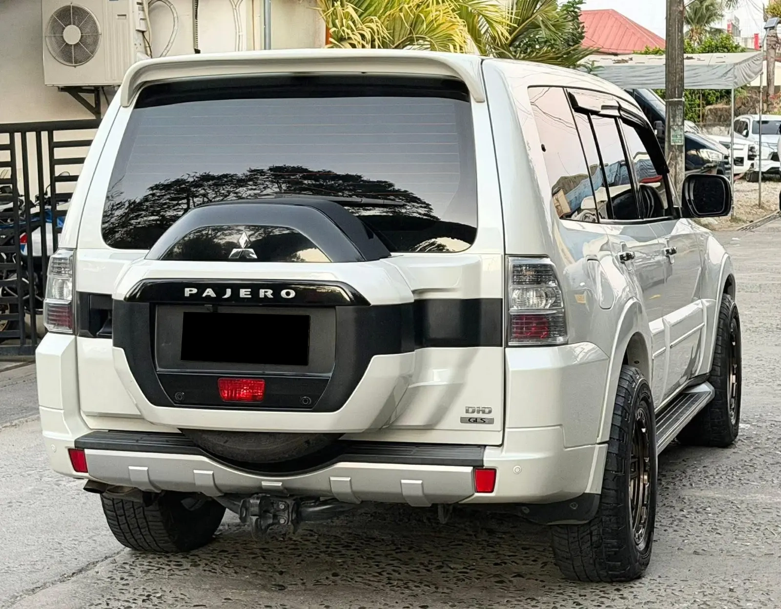 Main Image