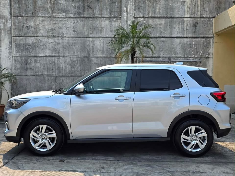Main Image